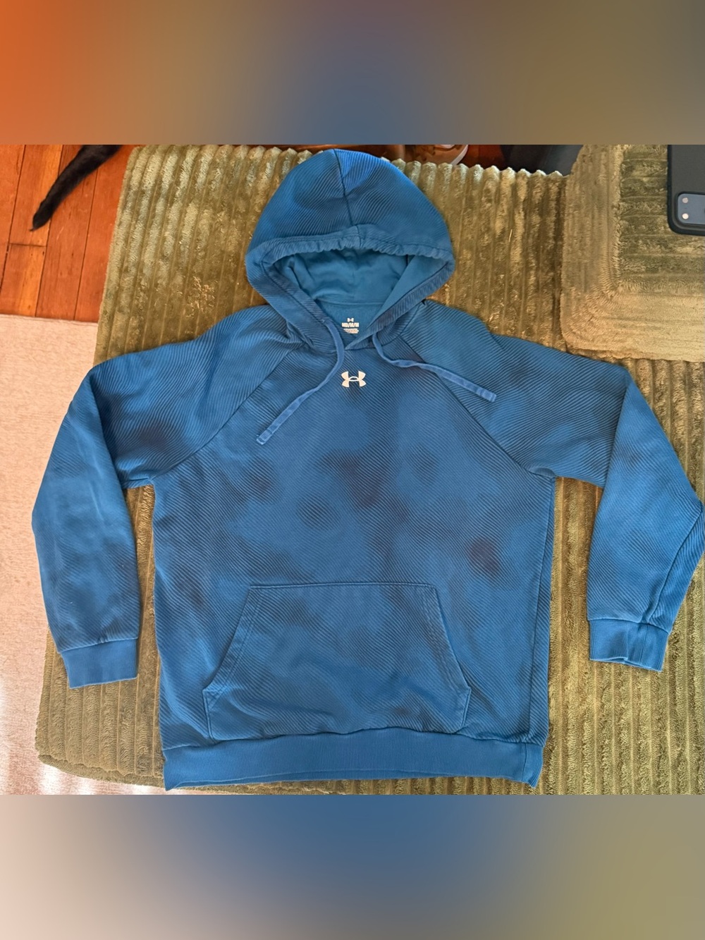 Men’s Medium Under Armour Pullover hooded Sweatshirt Hoodie